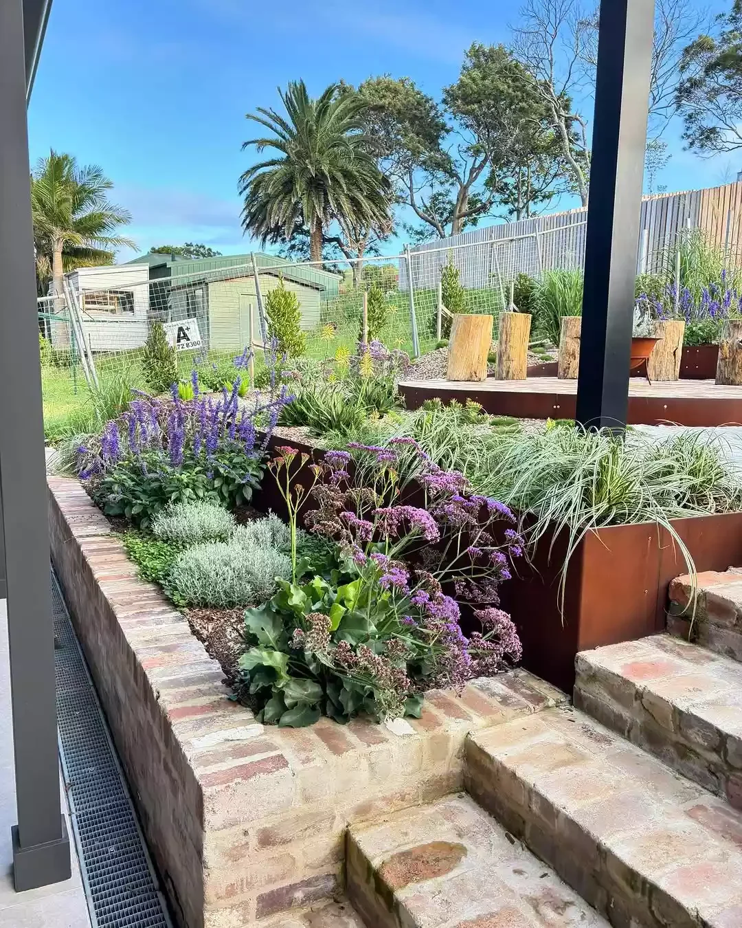 15 Beautiful Brick Border Ideas to Frame Your Garden Beds on Any Budget Raised Brick Bed