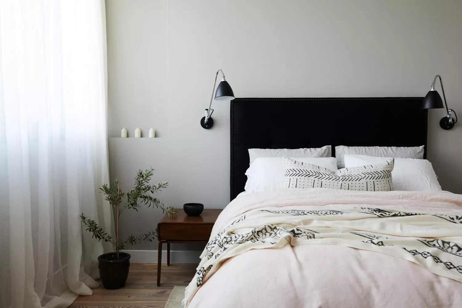 72 Contemporary Bedroom Design Ideas That Transform Your Space Raised Furniture