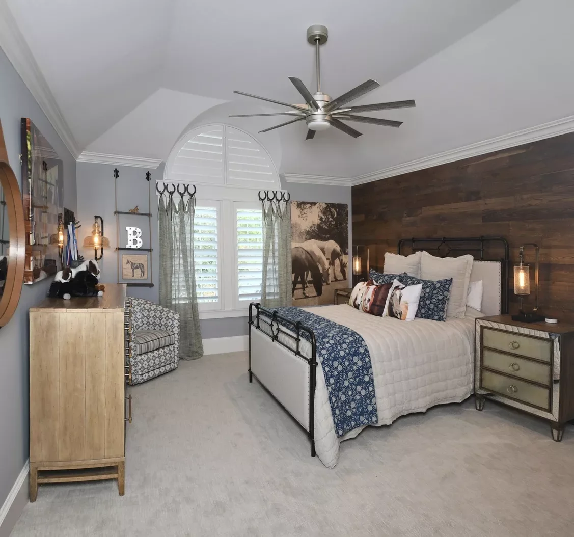 22 Rustic Bedroom Designs That Create Your Perfect Cozy Retreat 16 Ranch-Style Bedroom