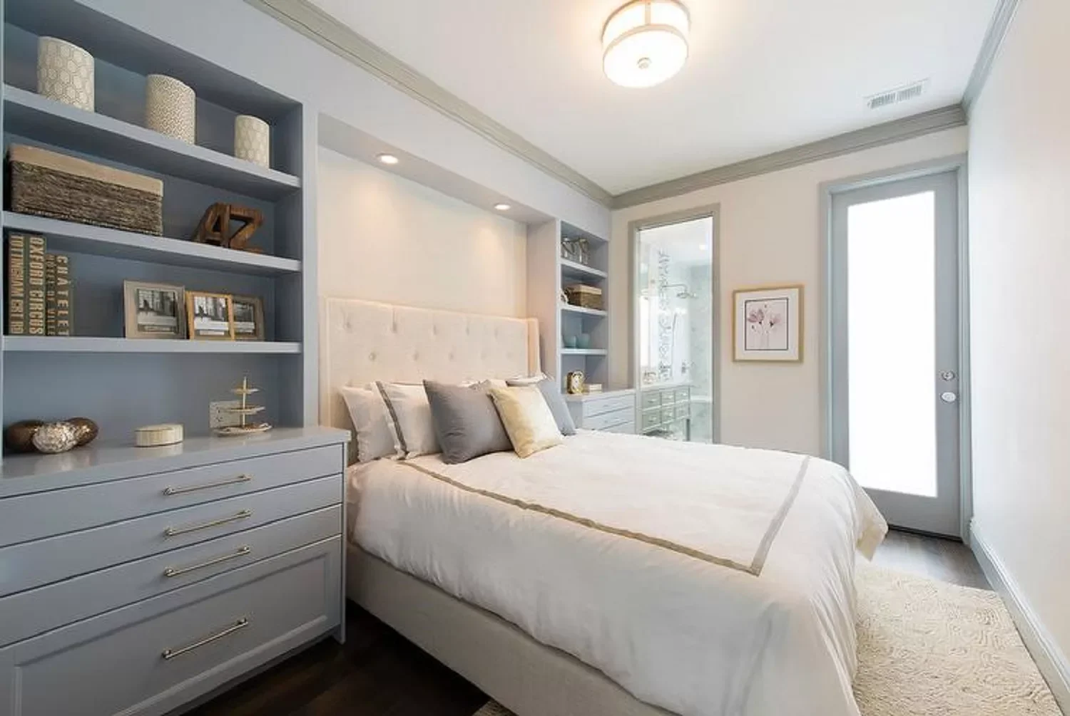 24 Brilliant Primary Bedroom Lighting Ideas That Transform Your Space 7 Recessed Lighting in a Headboard Nook