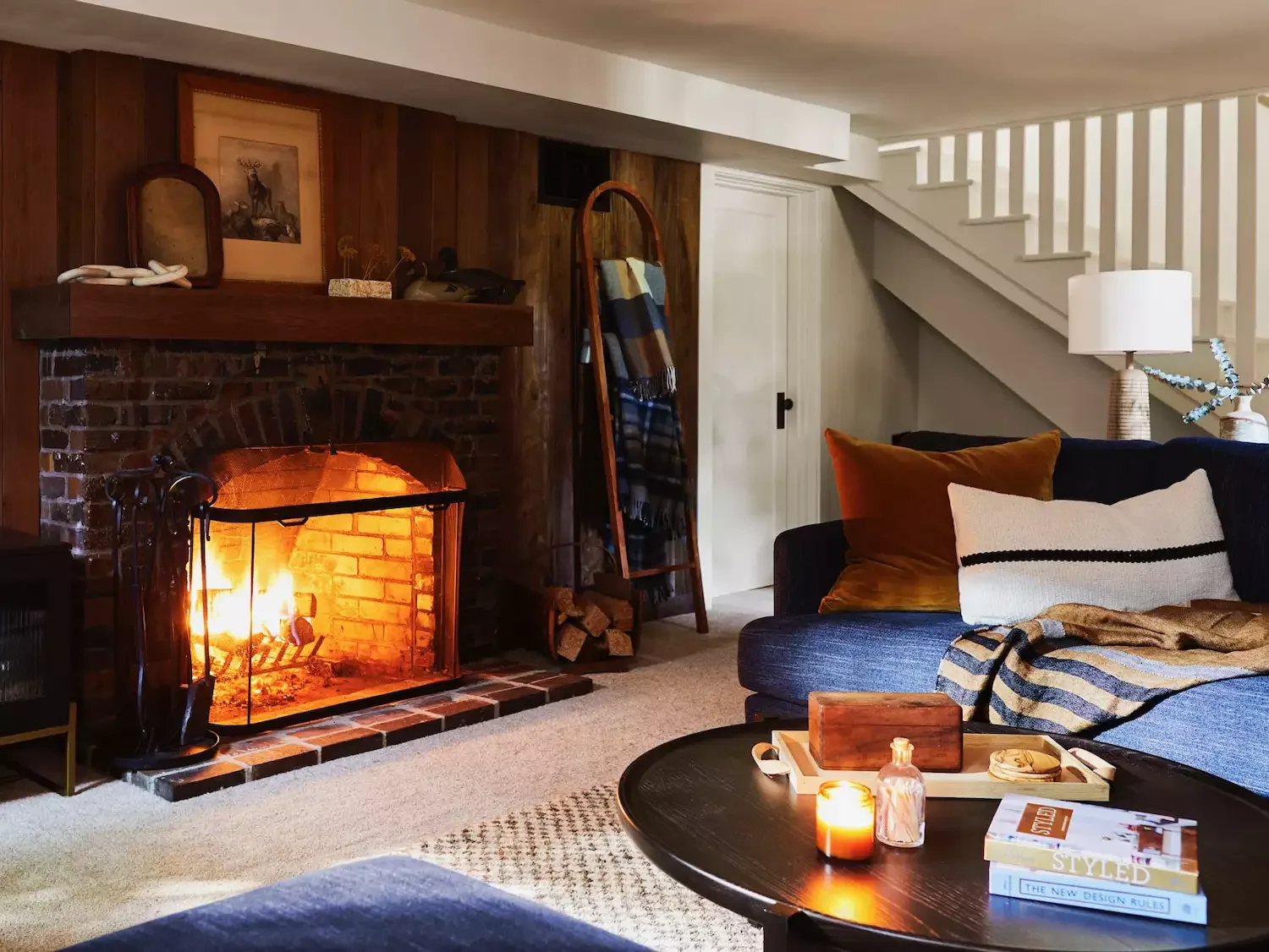 19 Stunning Fireplace Accent Wall Ideas That Will Transform Your Living Space 4 Reclaimed Wood