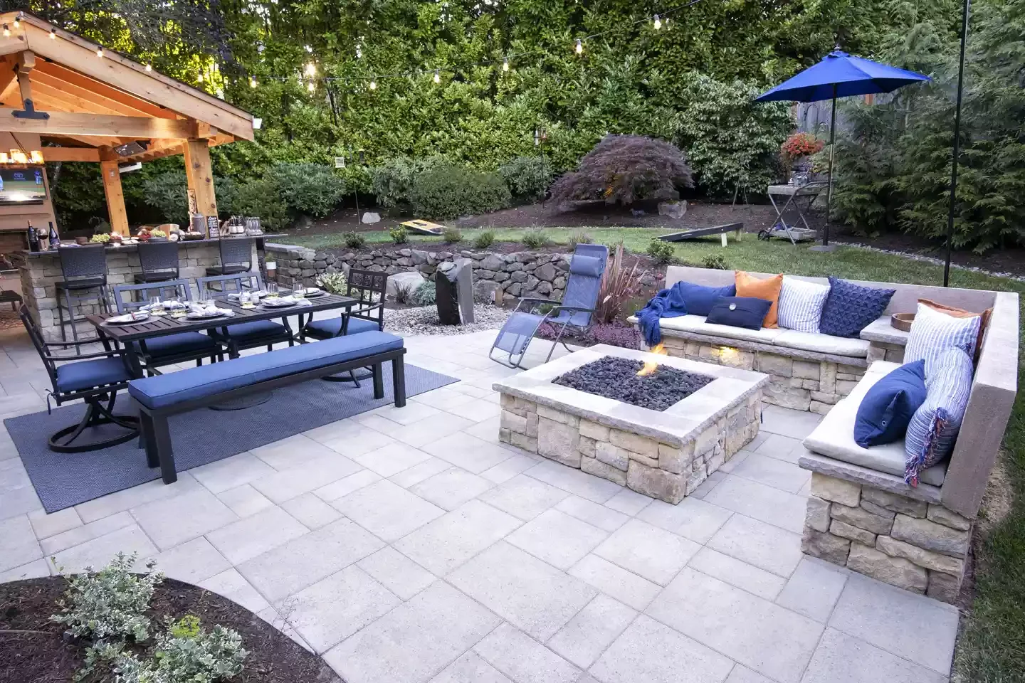 21 Beautiful Stone Fire Pit Designs That Will Transform Your Backyard 5 Rectangular Pit