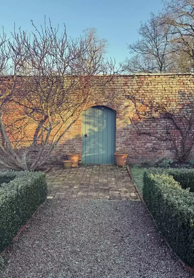 25 Stunning Garden Border Ideas That'll Transform Your Yard Into a Polished Paradise Recycled or Reclaimed Bricks