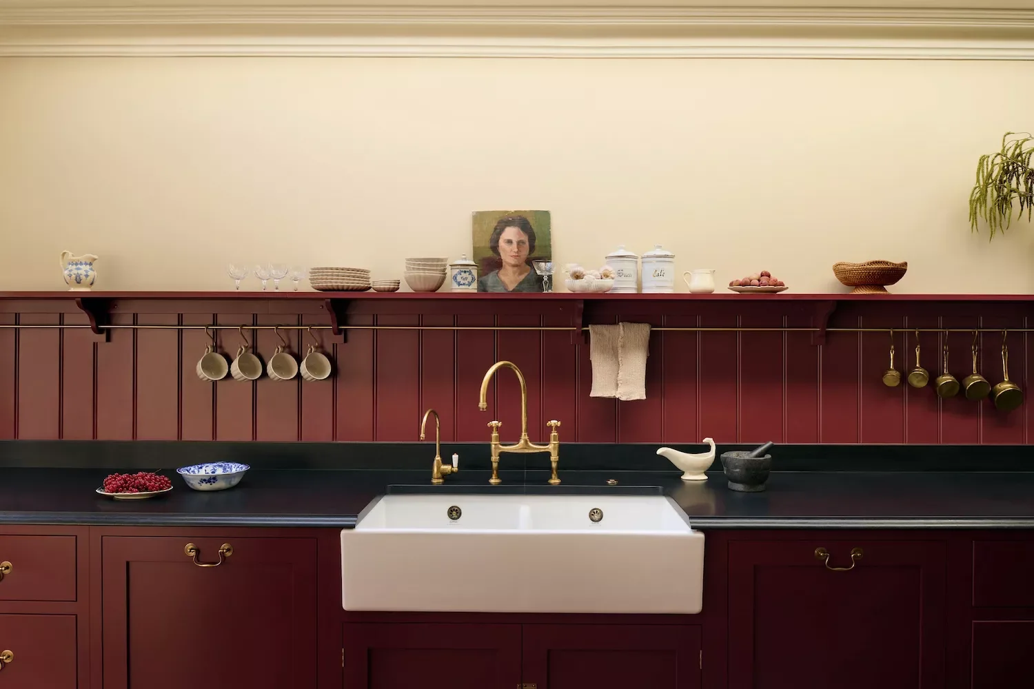 31 Stunning Kitchen Color Combinations That Will Transform Your Cooking Space 19 Red + Black