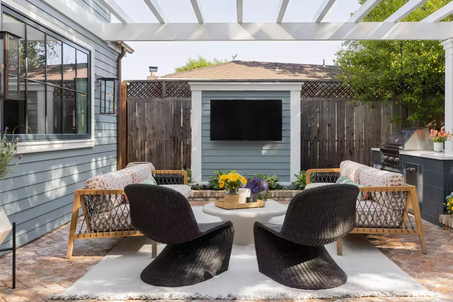 21 Creative Ways to Add Privacy to Your Deck Retreat 3 Reinforce Wood Fencing