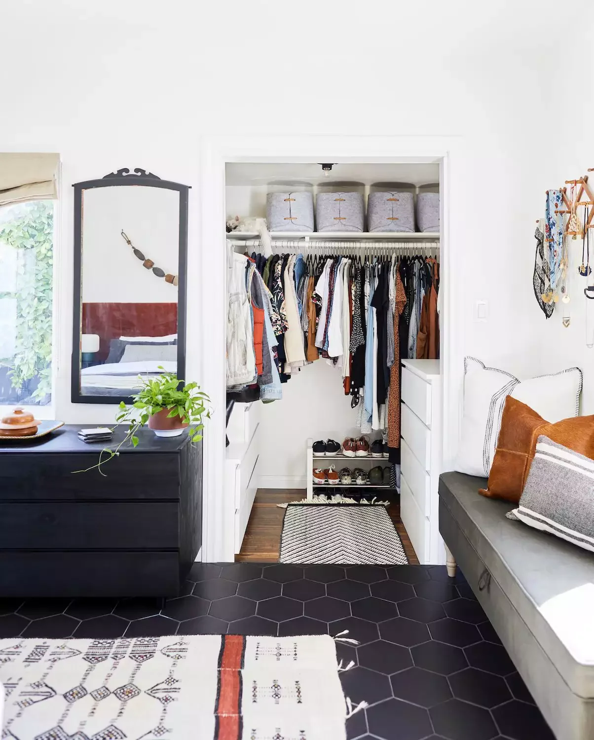 47 Smart Closet Solutions That Will Transform Your Storage Space Remove the Doors