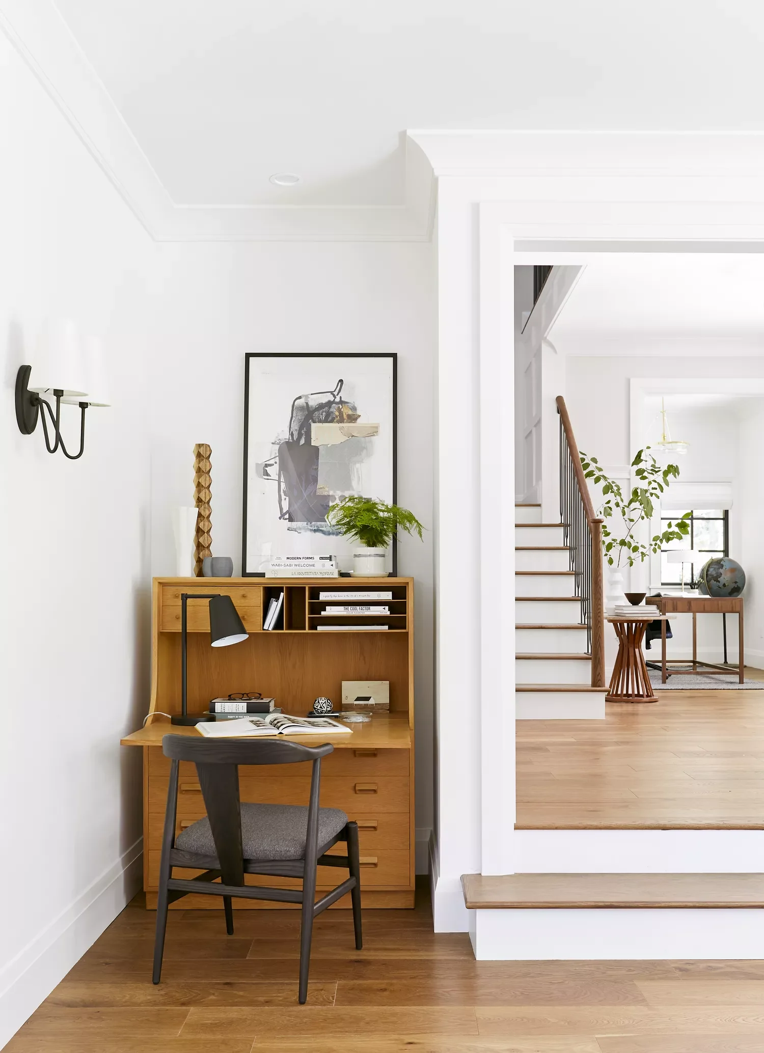 30 Brilliant Dining Room Storage Solutions You Need to See Right Now Repurpose Empty Space