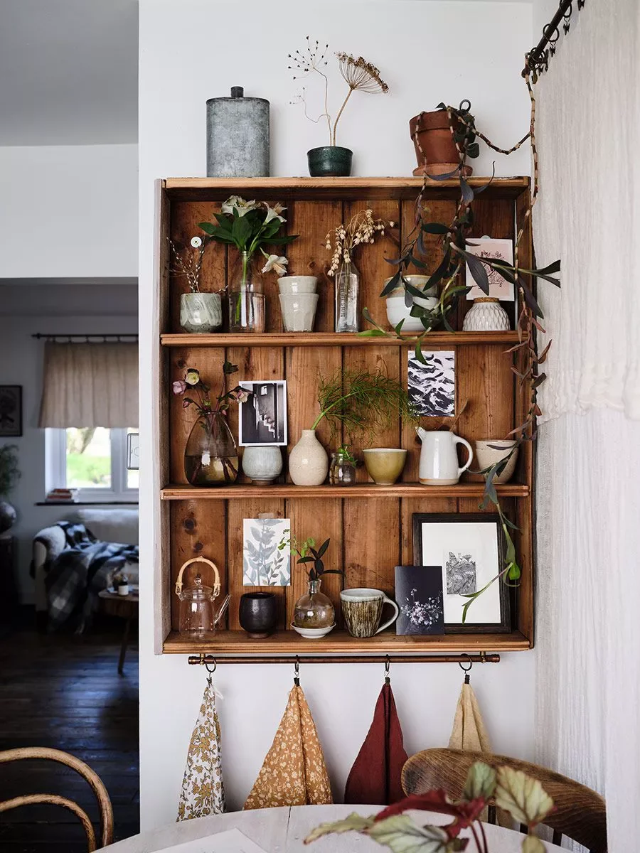58 Creative Kitchen Decorating Ideas to Transform Your Space with Style Repurpose Reclaimed Wood