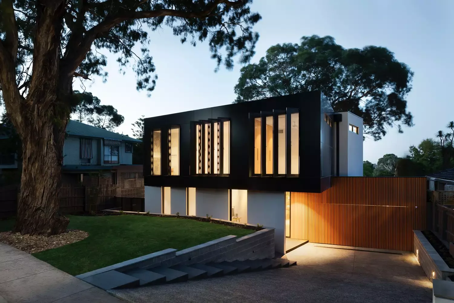 42 Stunning Retaining Wall Ideas to Transform Your Landscape Retaining Wall Landscaping