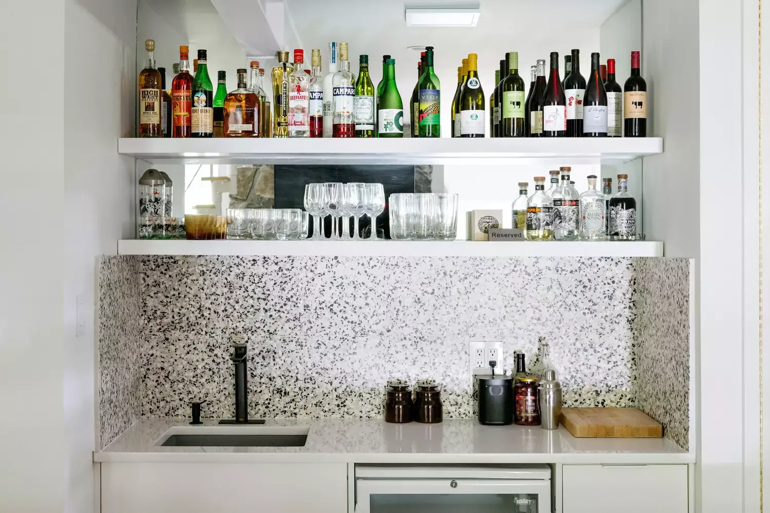 41 Stylish Bar Shelf Ideas That Will Transform Your Home Bar 3 Retro Glam Bar Shelf