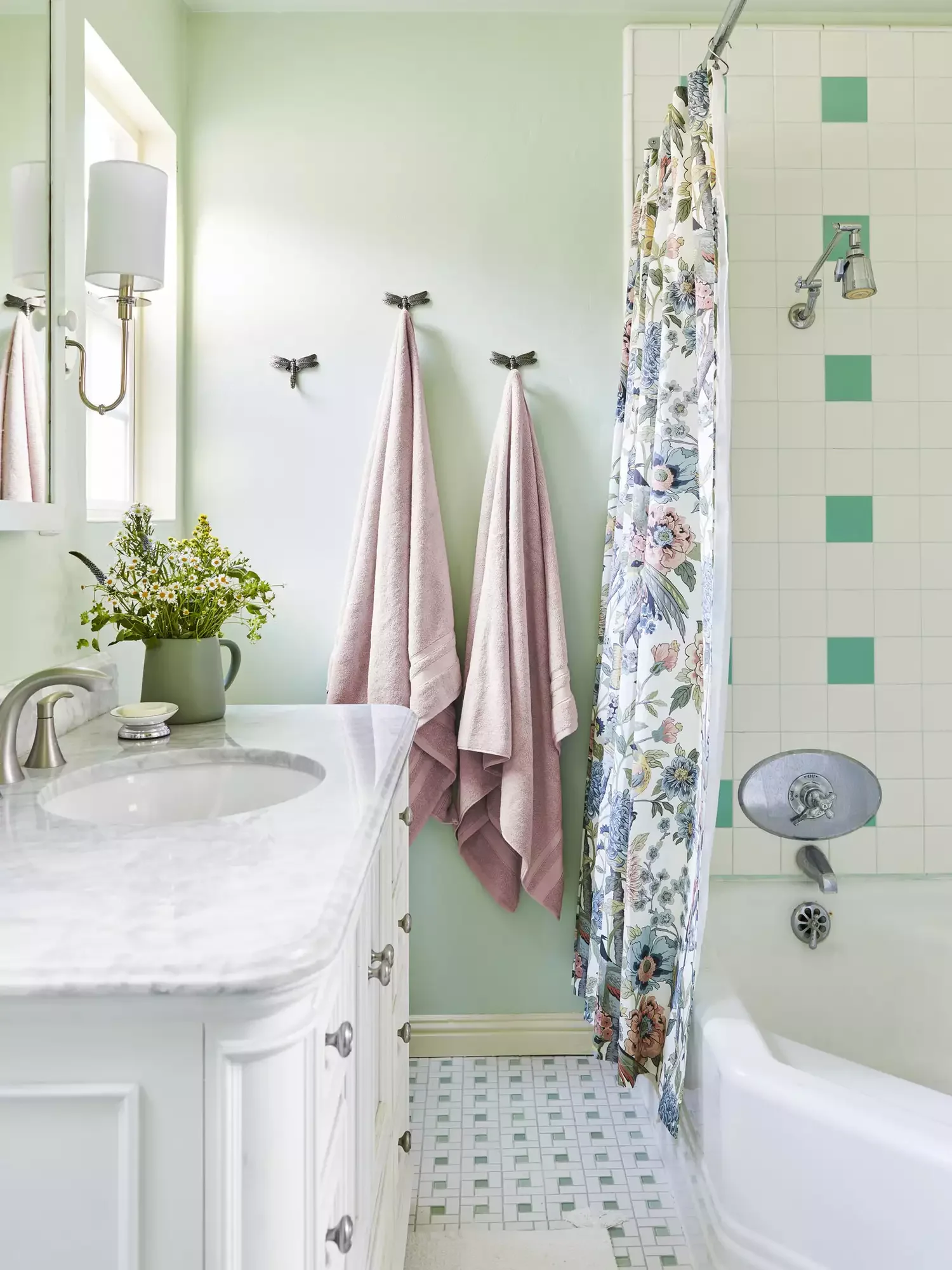 32 Stunning Green Accent Wall Ideas That'll Transform Your Space 29 Retro Green Tile Accent Wall