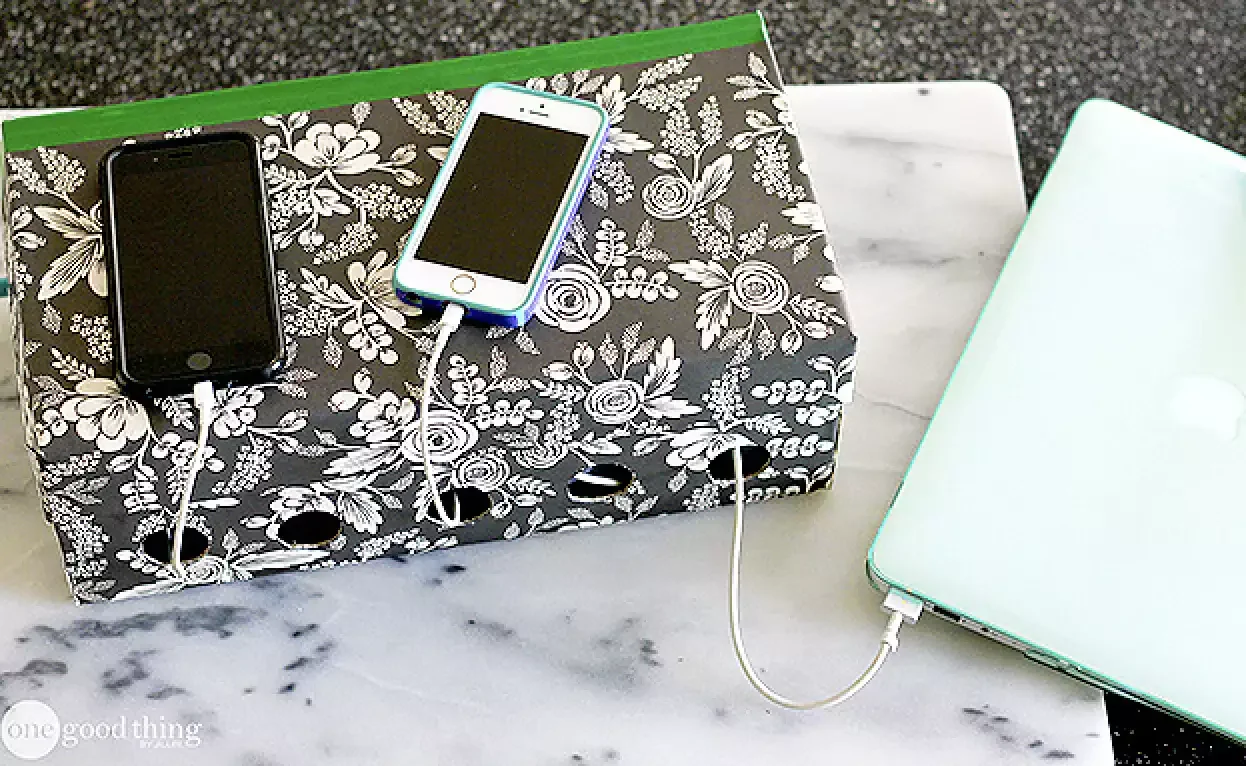 12 Smart Charging Station Solutions to Banish Cable Chaos Reuse a Shoebox
