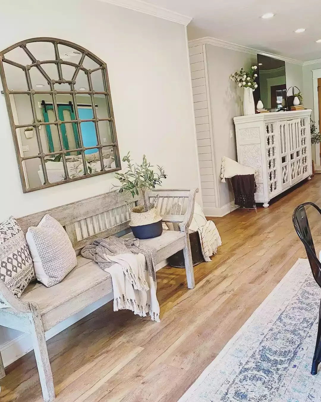 51 Stunning Entryway Mirror Ideas That Will Transform Your Space Rock a Rustic Look