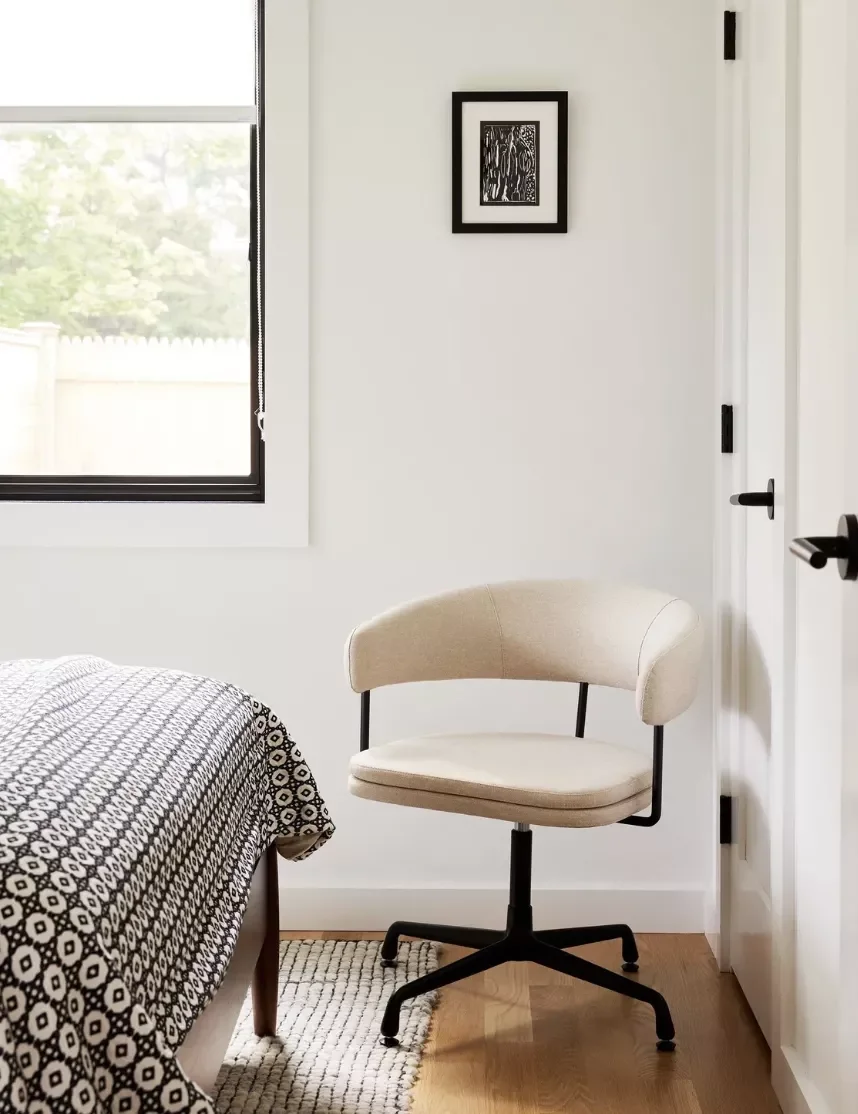 34 Bedroom Chair Ideas That'll Transform Your Space From Boring to Beautiful 3 Rolling Chair in Bedroom