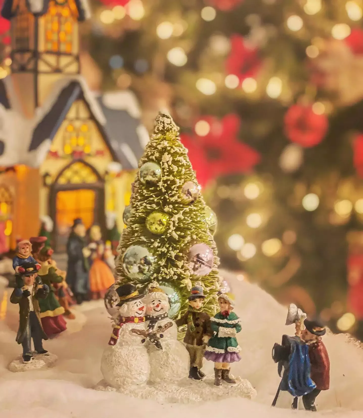 20 Magical Christmas Village Display Ideas That Will Transform Your Home Into a Winter Wonderland 7 Romantic Village