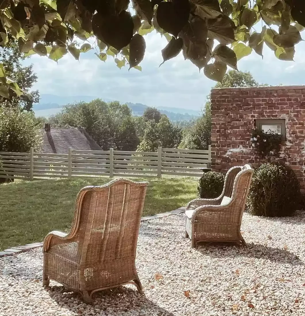 20 Creative and Budget-Friendly Gravel Patio Design Ideas 9 Romanticize The Space