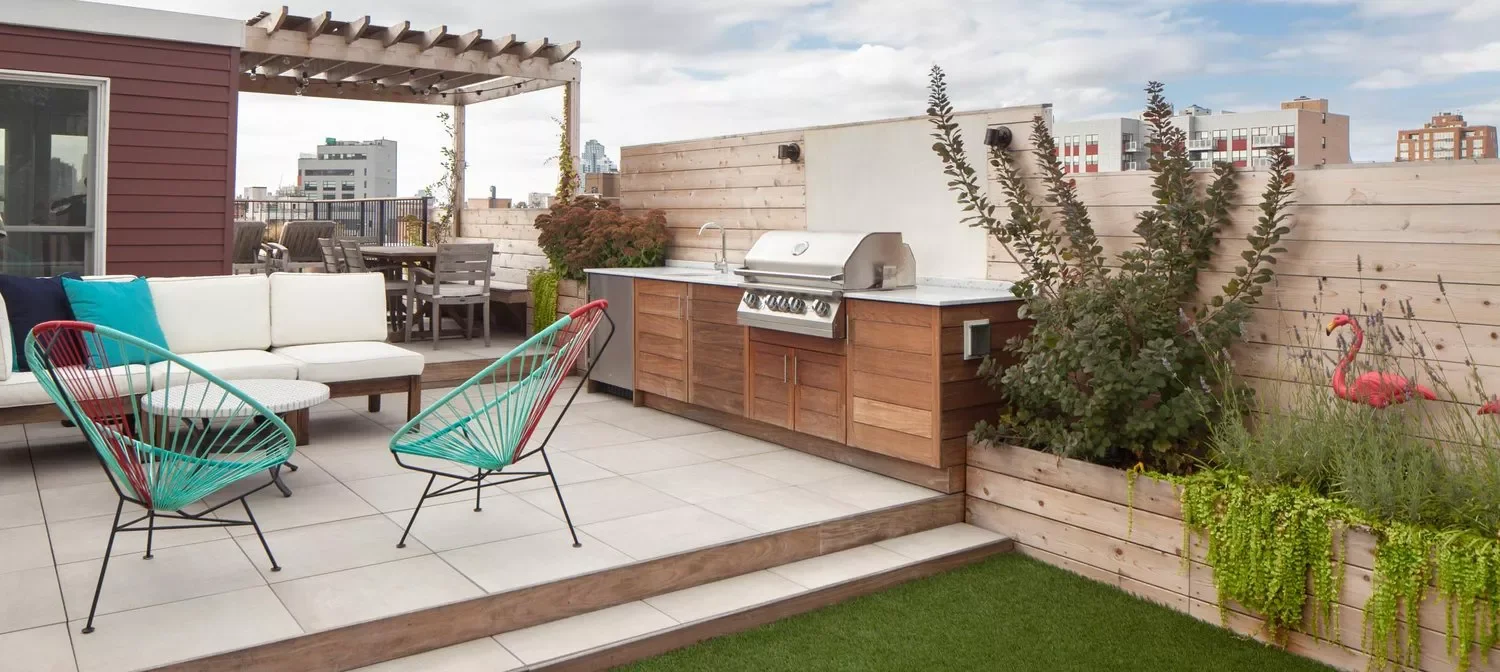 27 Creative Small Outdoor Kitchen Ideas That Transform Your Space 1 Rooftop Garden Kitchen