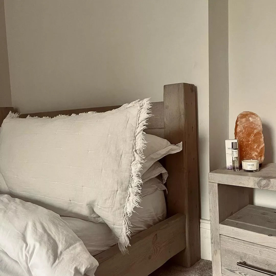 33 Stylish Beige Bedroom Ideas That Will Transform Your Space 32 Rustic Beige