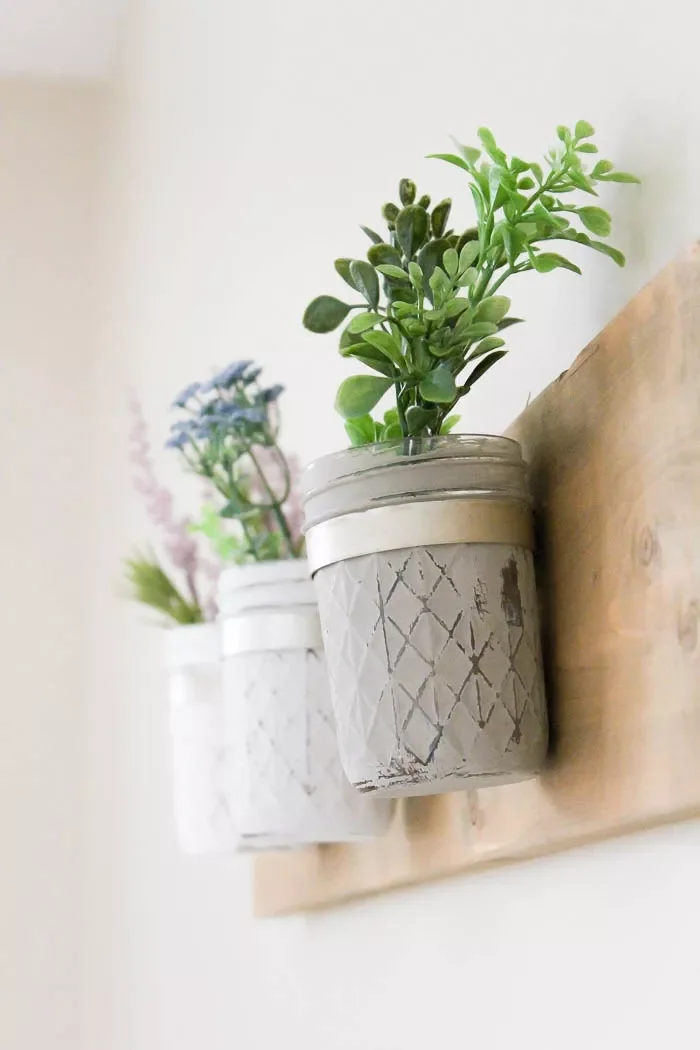 30 Creative DIY Wall Planter Projects to Transform Your Space Rustic Farmhouse Mason Jar Planter