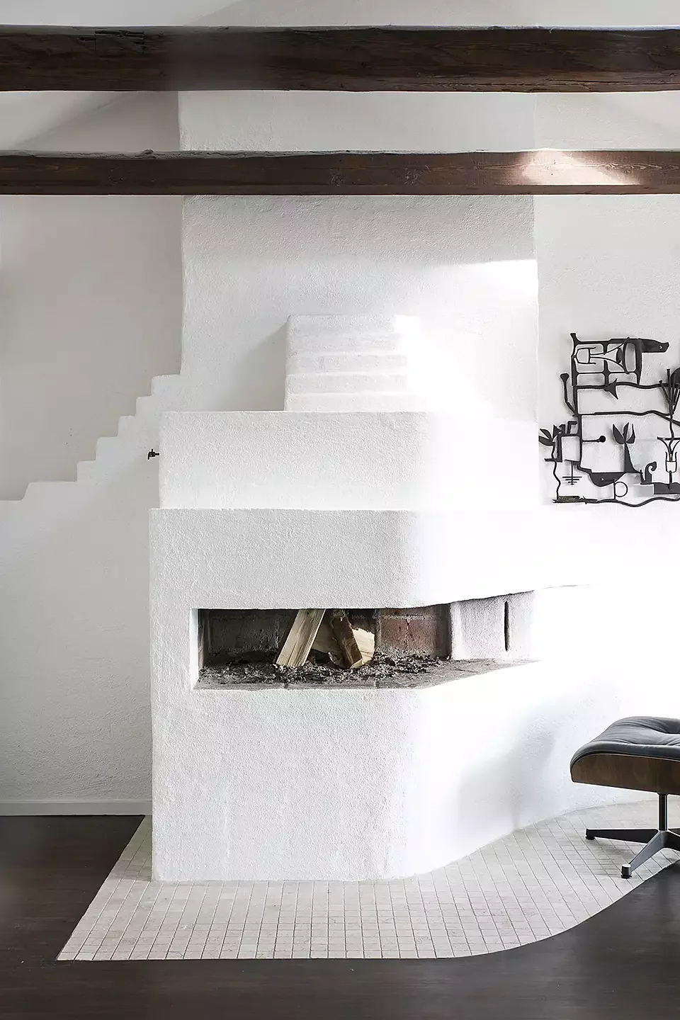 27 Stunning Linear Fireplace Ideas for Modern Homes That Combine Style and Easy Maintenance 25 Rustic Linear Fireplace
