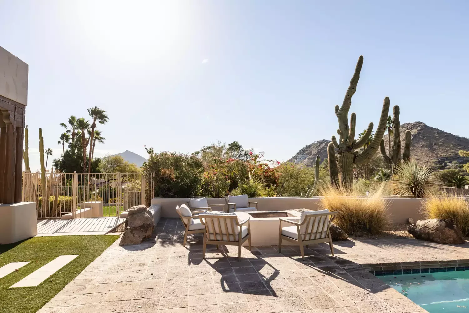 39 Stunning Paver Ideas That Transform Your Dream Patio Sandy Tone Pavers Patio