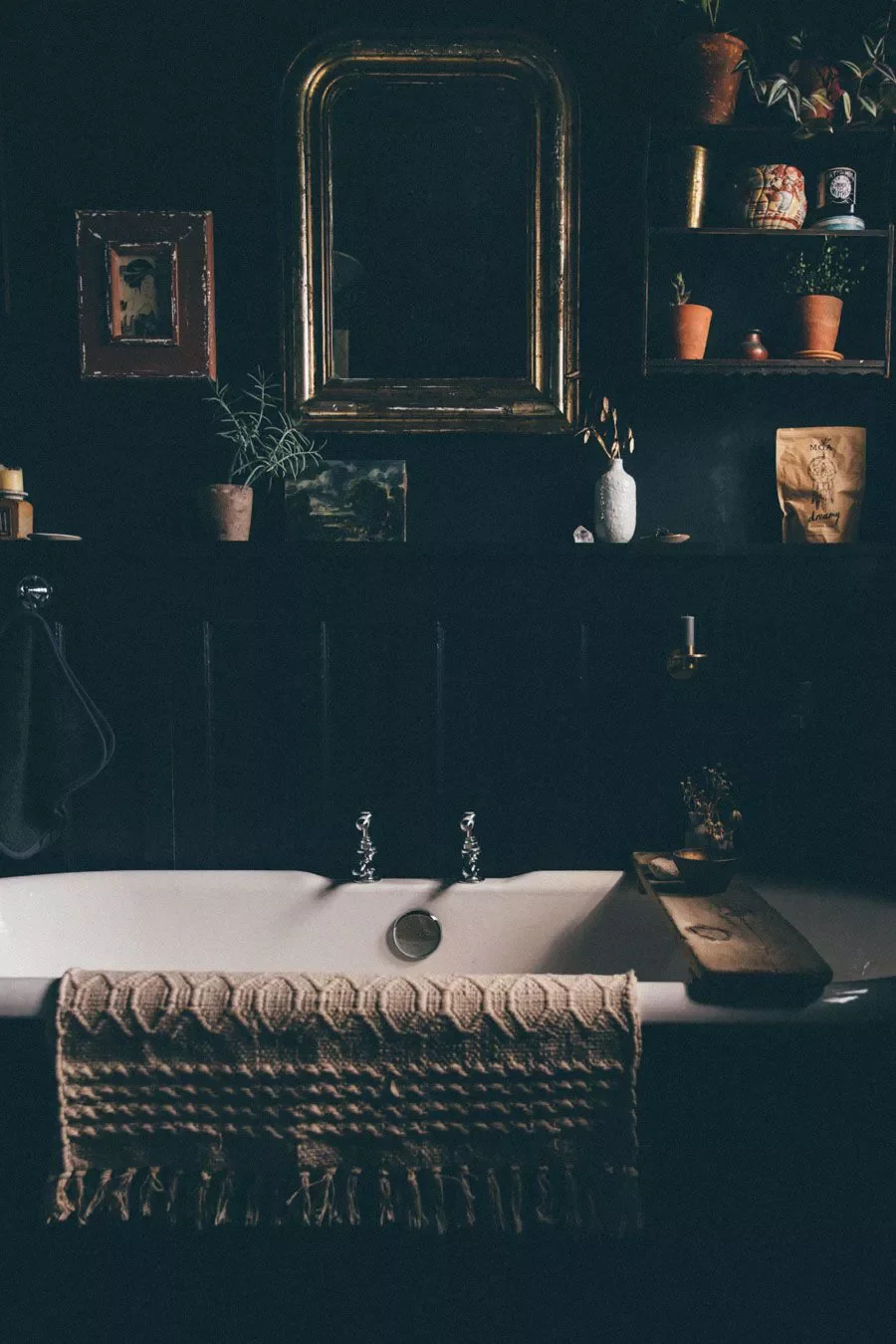 41 Stunning Bathroom Color Ideas to Transform Your Space Saturated Black