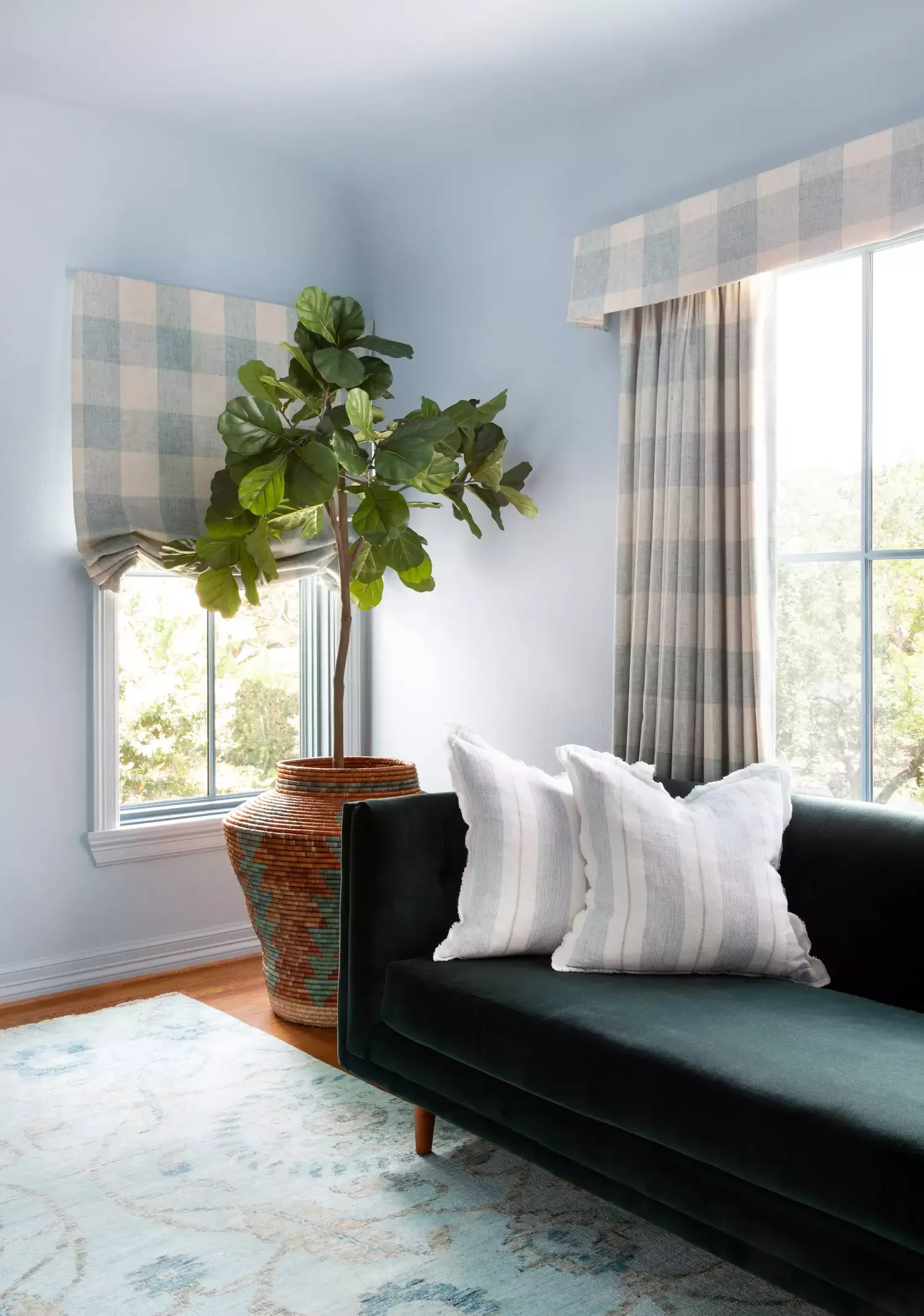 22 Cozy Bedroom Seating Ideas That Will Transform Your Sleep Space 21 Say Hello to a Loveseat