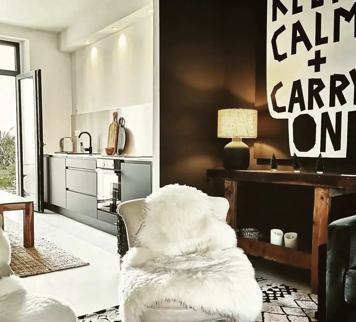 30 Stunning Black and White Living Room Ideas That Will Transform Your Space 19 Say Yes to Art