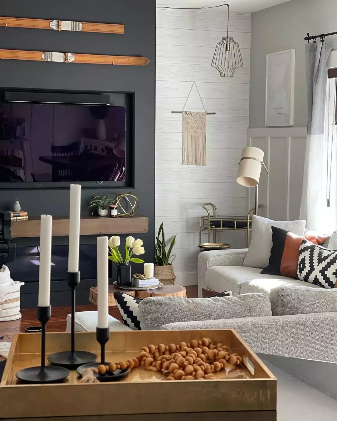 22 Beautiful Ways to Style Your Farmhouse TV Stand That'll Transform Your Space 19 Say Yes to Brass
