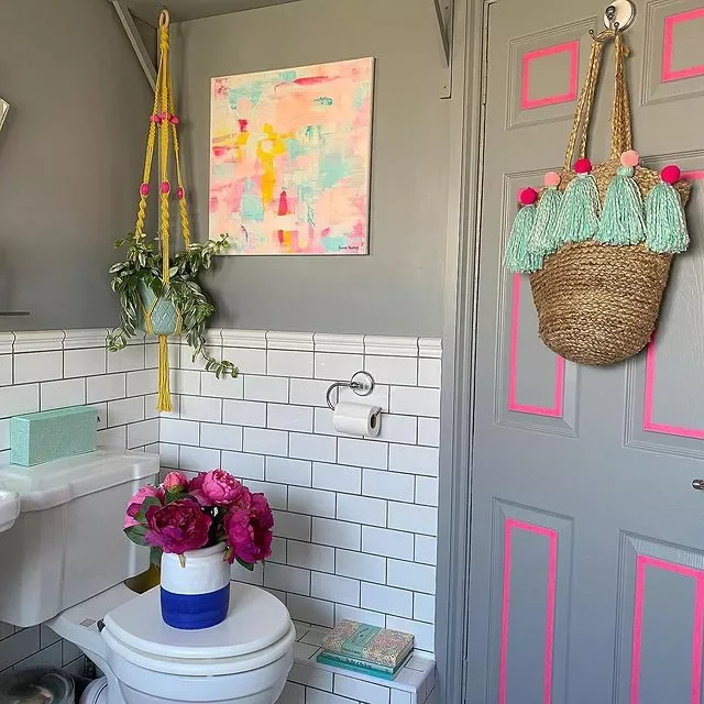 20 Stunning Bathroom Art Ideas to Transform Your Space 5 Say Yes to Something Abstract