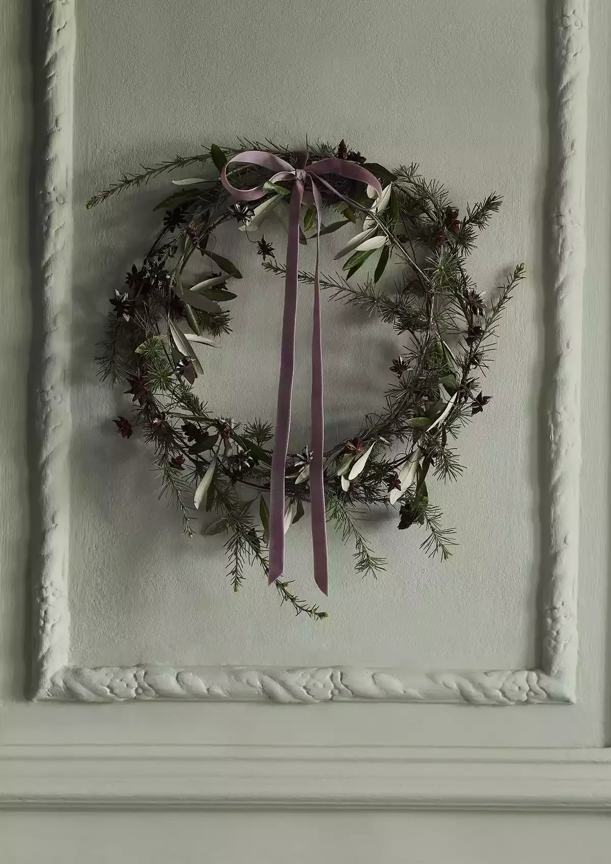75 Stunning DIY Holiday Wreath Ideas to Transform Every Space in Your Home 3 Scandi-Style Wreath