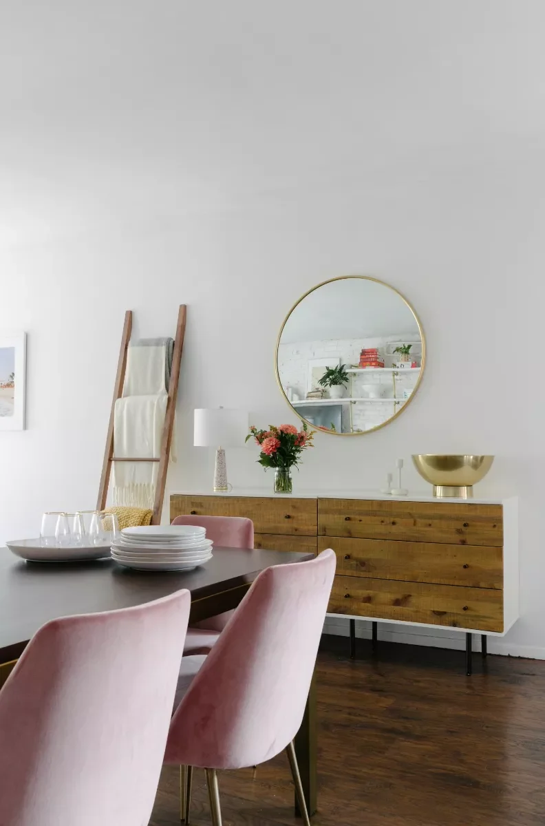 20 Brilliant Ways to Fit a Dining Table in Your Small Living Room 18 Scatter Accessories
