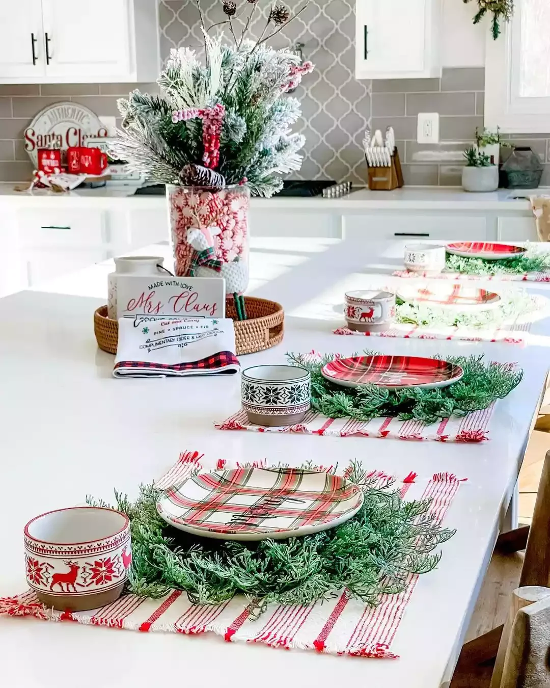 23 Stunning Kitchen Island Styling Ideas That Will Transform Your Space Seasonal Decor
