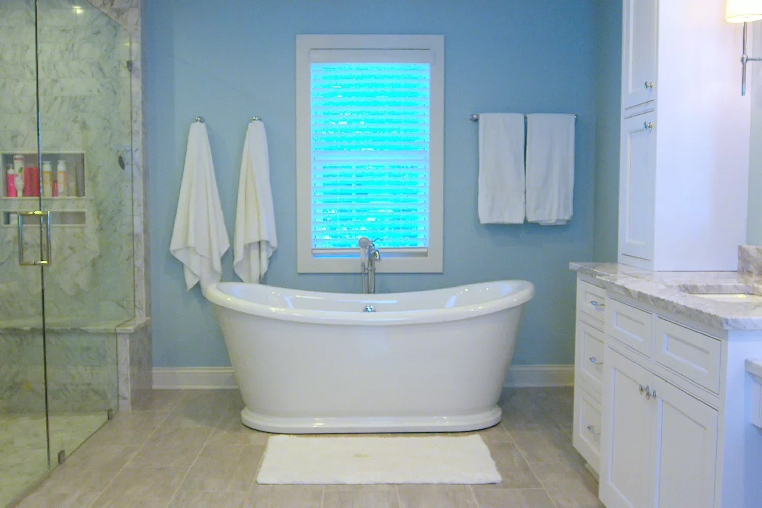 13 Breathtaking Home Addition Ideas That Will Transform Your Space 13 Second Floor Bathroom Addition