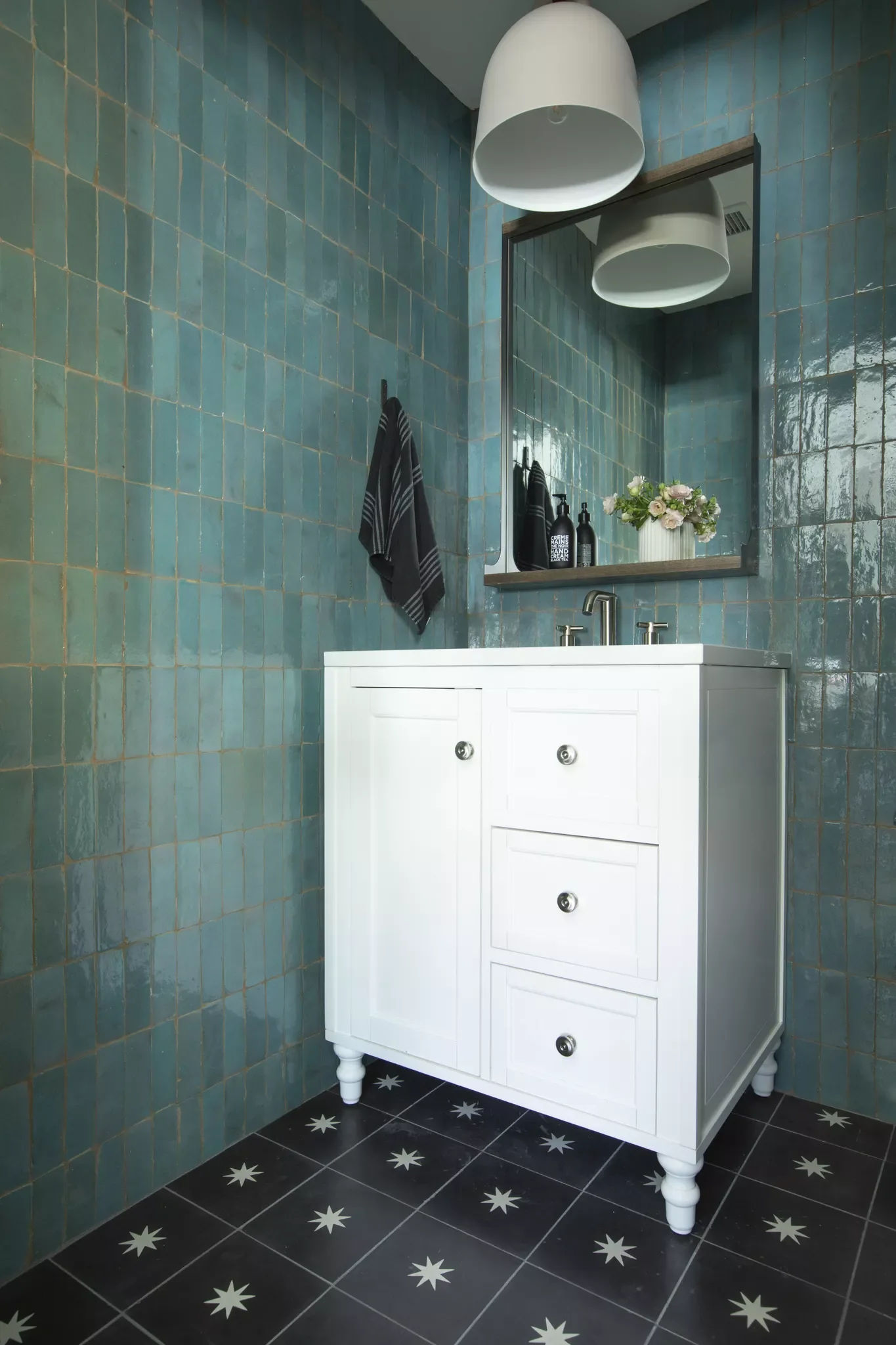 20 Stunning Bathroom Floor Designs That Will Transform Your Space 3 See the Sun