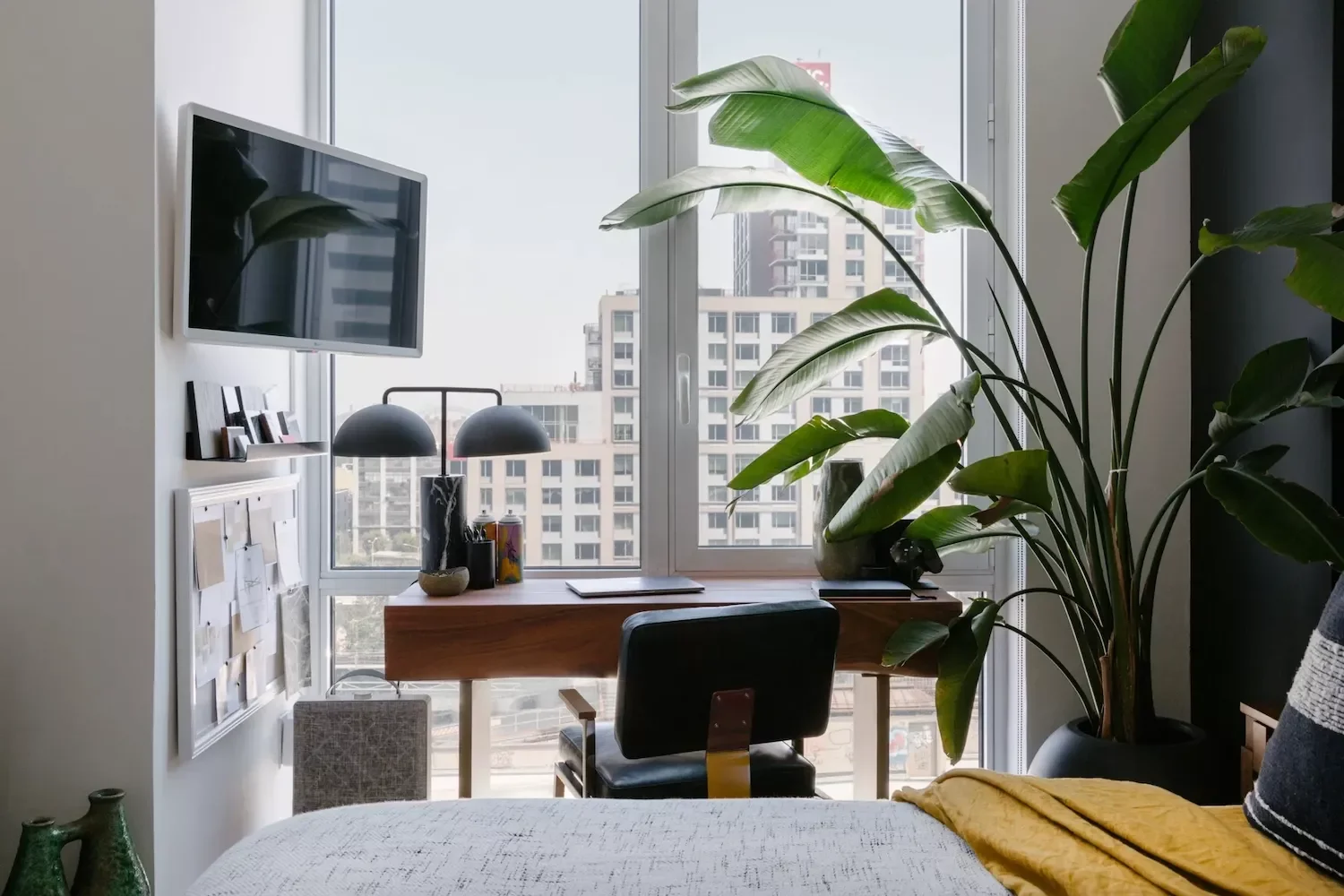 67 Stylish Modern Home Office Ideas That Make Working From Home a Joy Separate Zones