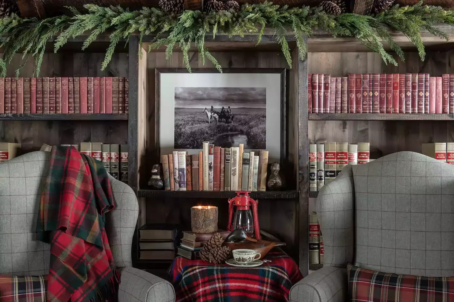 50 Christmas Decorating Ideas That Create a Designer Wonderland Set Up a Conversation Corner