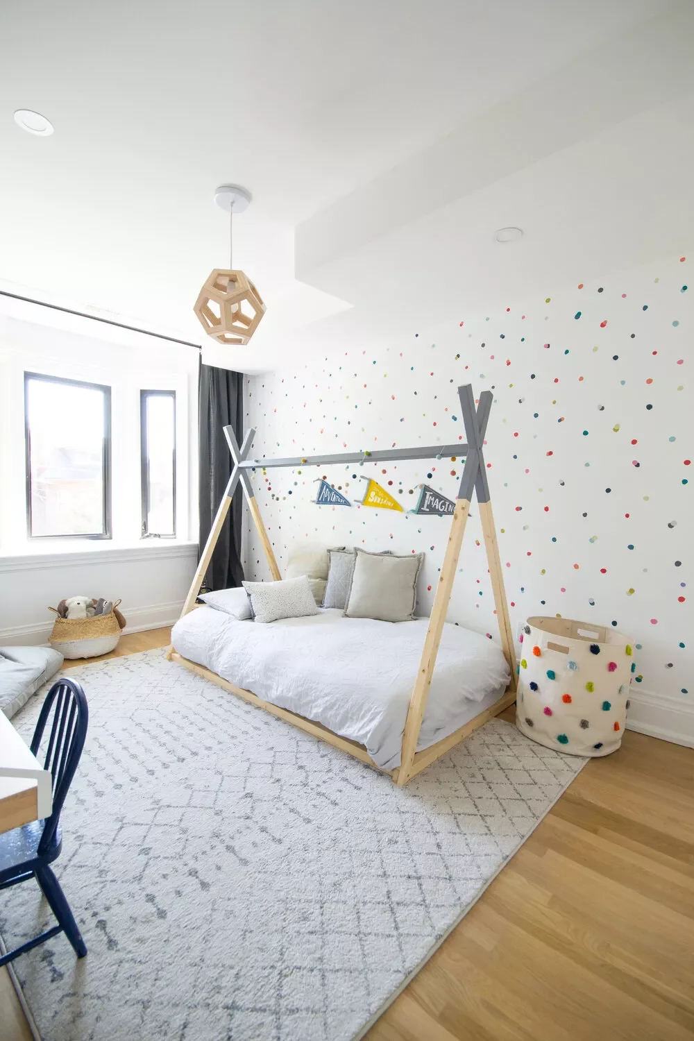 52 Amazing Boys' Bedroom Ideas That Will Make Parents Smile Too 50 Set Up a Floor Bed