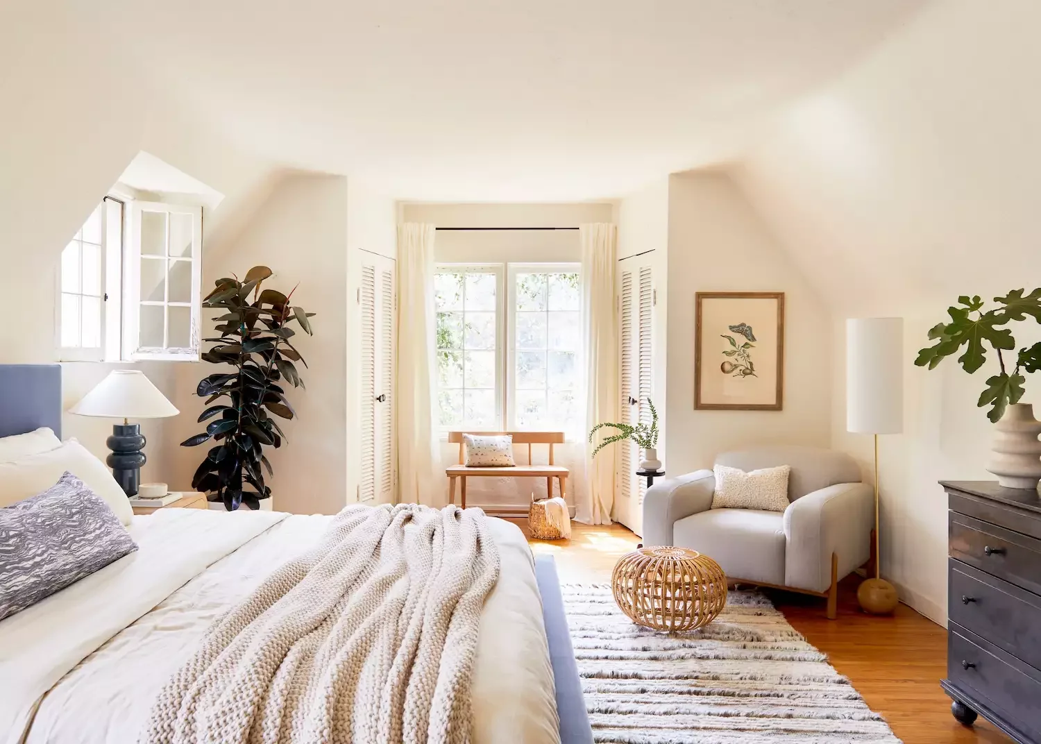 85 Stunning Primary Bedroom Design Ideas to Transform Your Space Set Up a Reading Corner