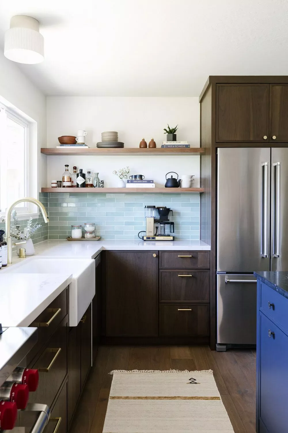 36 Stunning Kitchen Cabinet Hardware Ideas That Transform Your Space Shiny Brass with Dark Wood
