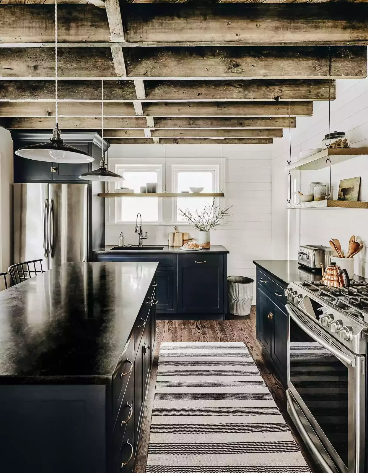 68 Charming Farmhouse Kitchen Ideas That Never Go Out of Style Signs of Stripes
