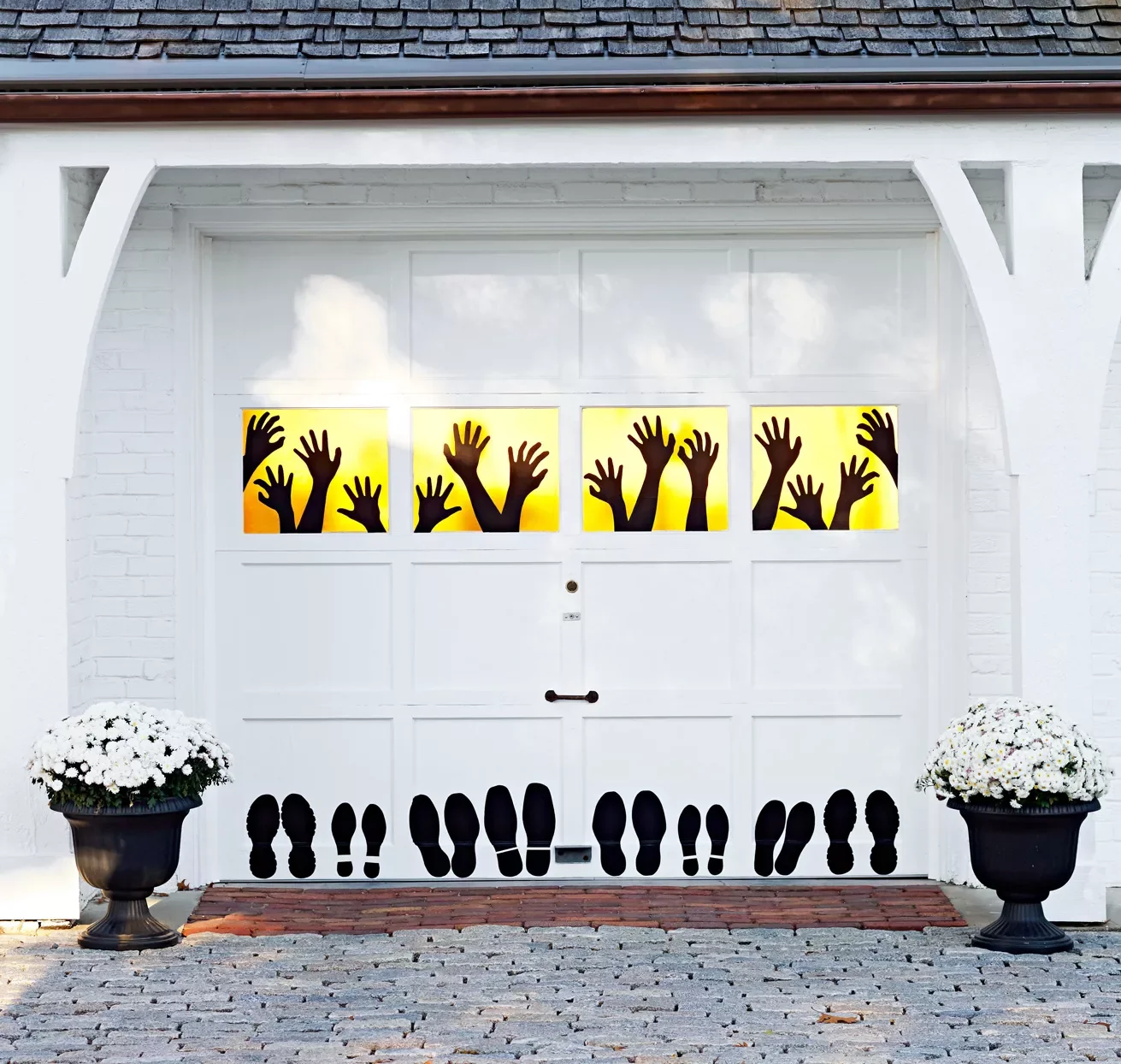80 Quick Halloween Crafts You Can Complete in One Day 19 Silhouette Hands and Feet