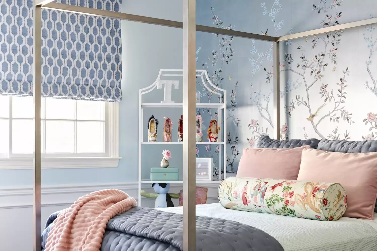 37 Stunning Canopy Bed Ideas to Transform Your Bedroom 14 Silver Canopy Bed