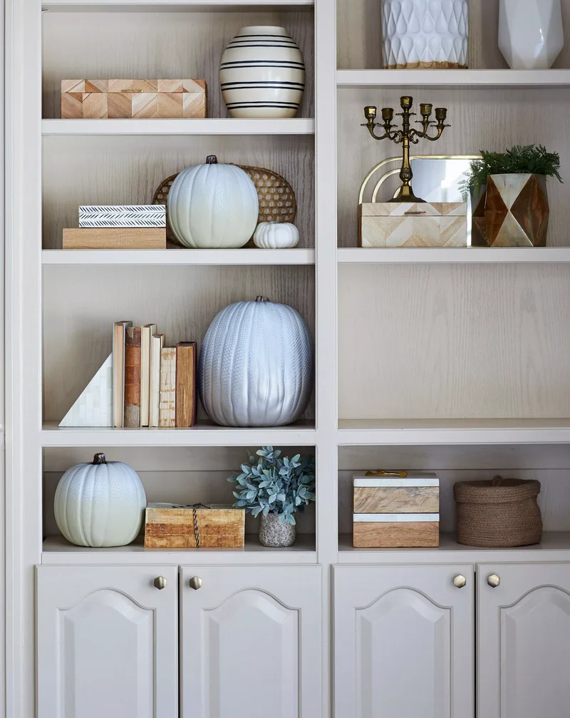 25 Elegant White Pumpkin Ideas for Stunning Fall Decor 12 Simple White Pumpkin Ideas
