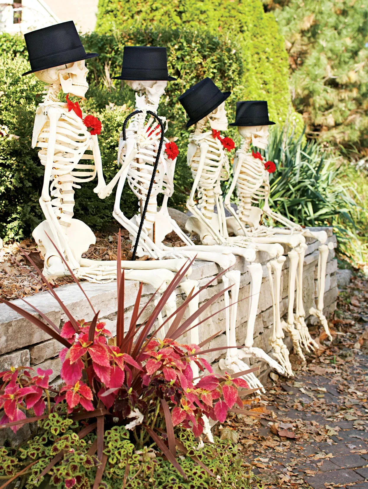 56 Creative DIY Halloween Decorations for Outdoor Spaces 13 Skeletons from Another Century