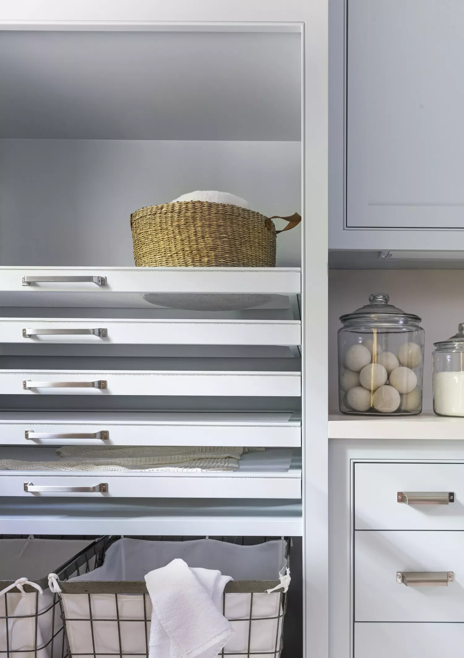 26 Stunning Laundry Room Cabinet Ideas That'll Transform Your Space Slide-Out Drying Racks