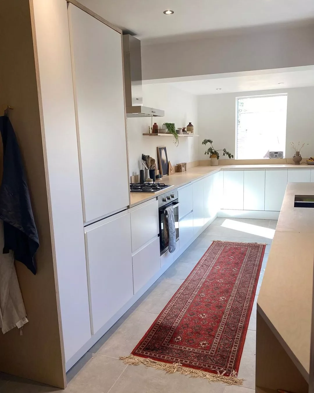 30 Budget-Friendly Small Galley Kitchen Ideas That Actually Work 1 Small All-White Galley Kitchen