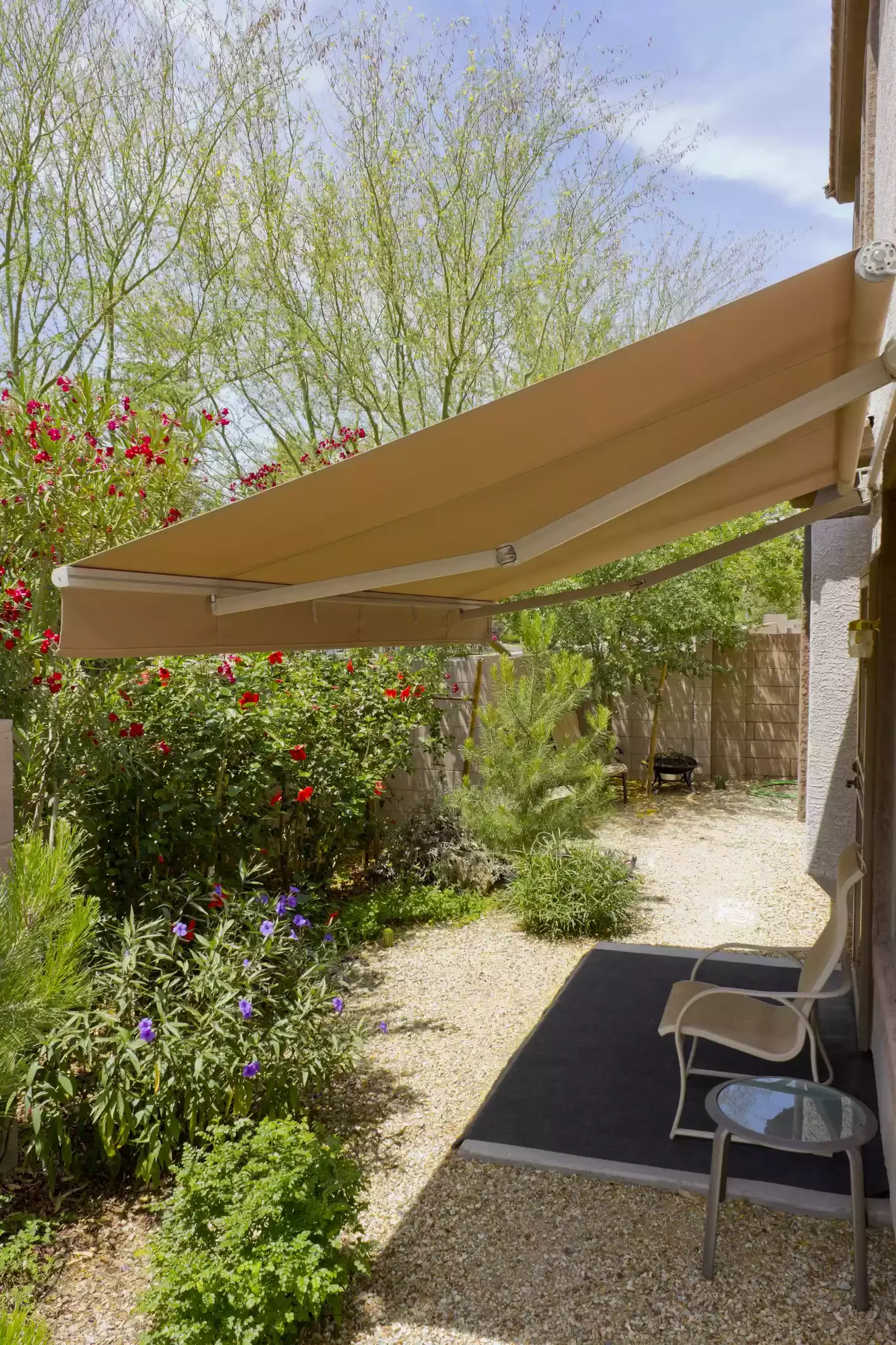 23 Stunning Patio Awning Ideas to Transform Your Outdoor Living Space 15 Small Backyard Patio Awning