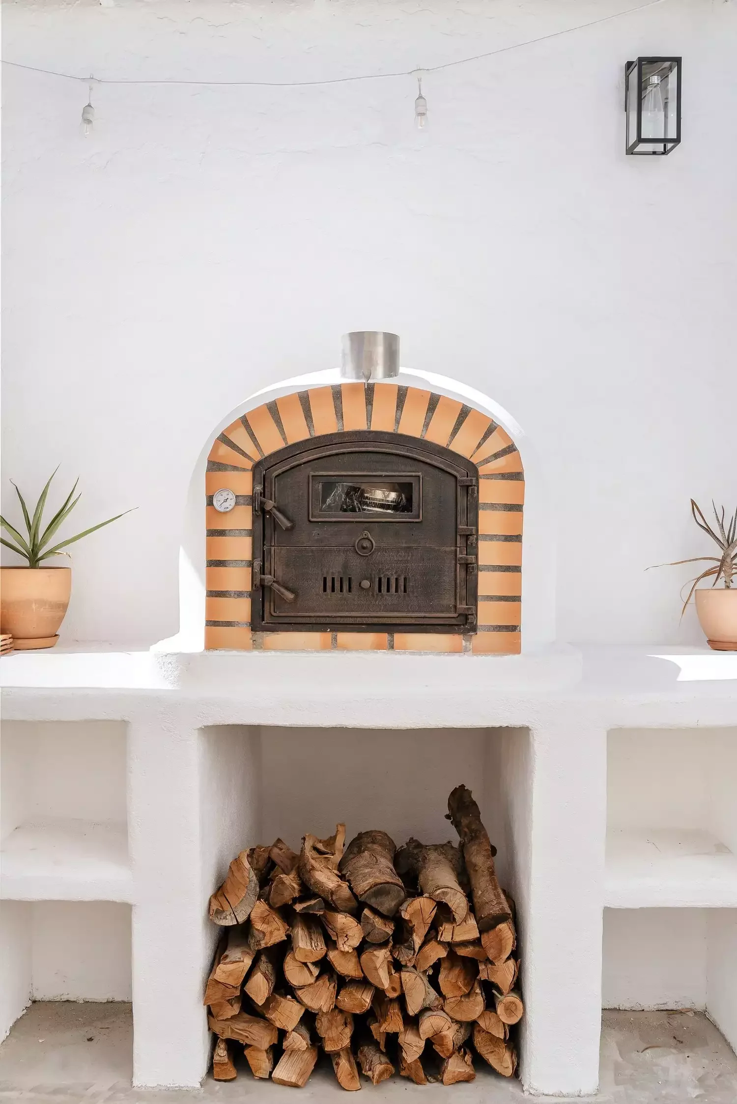 27 Creative Small Outdoor Kitchen Ideas That Transform Your Space 14 Small Outdoor Pizza Kitchen