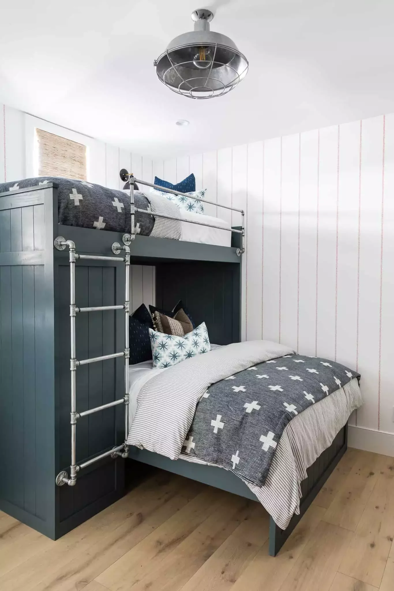 25 Amazing Bunk Room Designs That Work for Every Age 18 Small Space